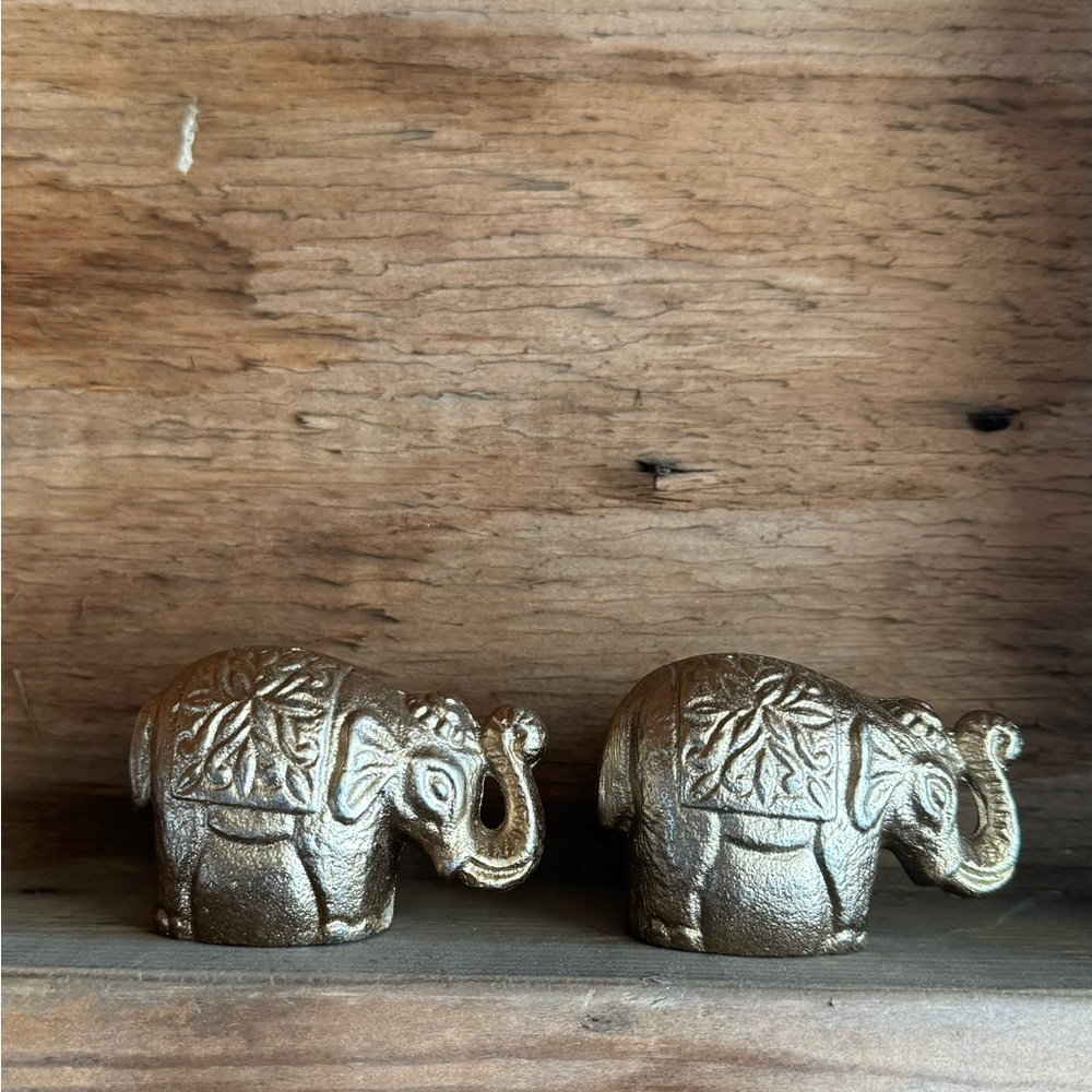 Vintage Pewter Elaphant Salt and Pepper shakers